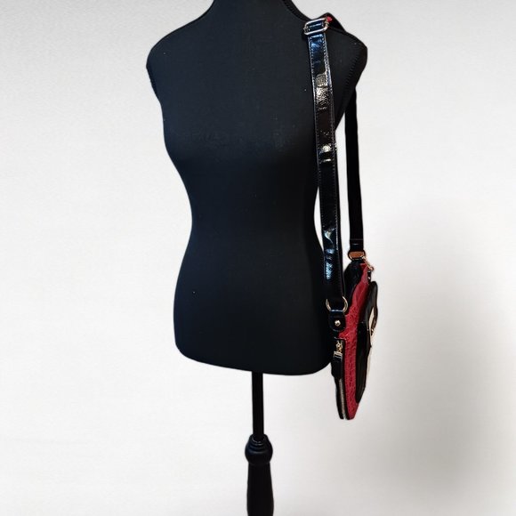 Vintage Anne Klein Red Reptile Embossed Black Patent Leather Vegan Crossbody - Picture 6 of 13